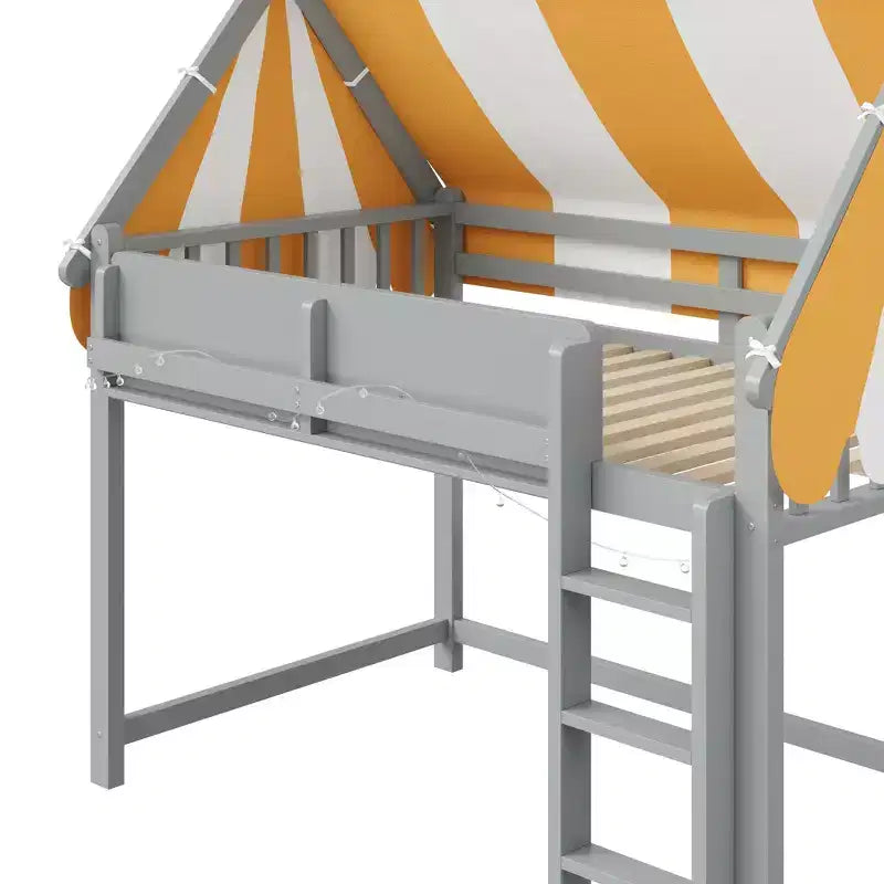 Letto a soppalco Kids Canopy con libreria e scala