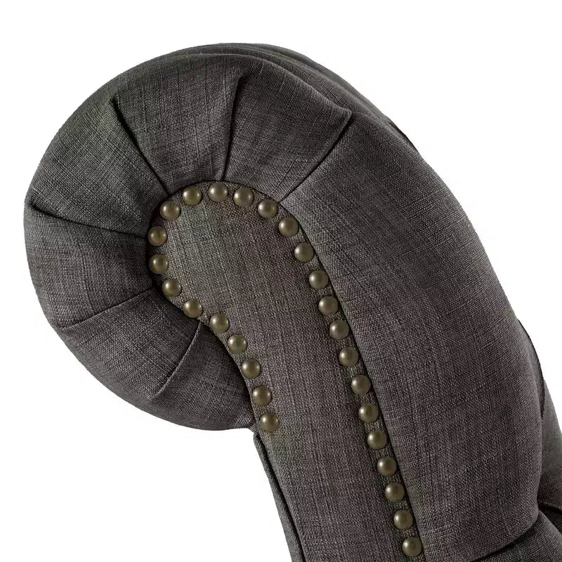Chaise longue trapuntata con struttura in legno massello