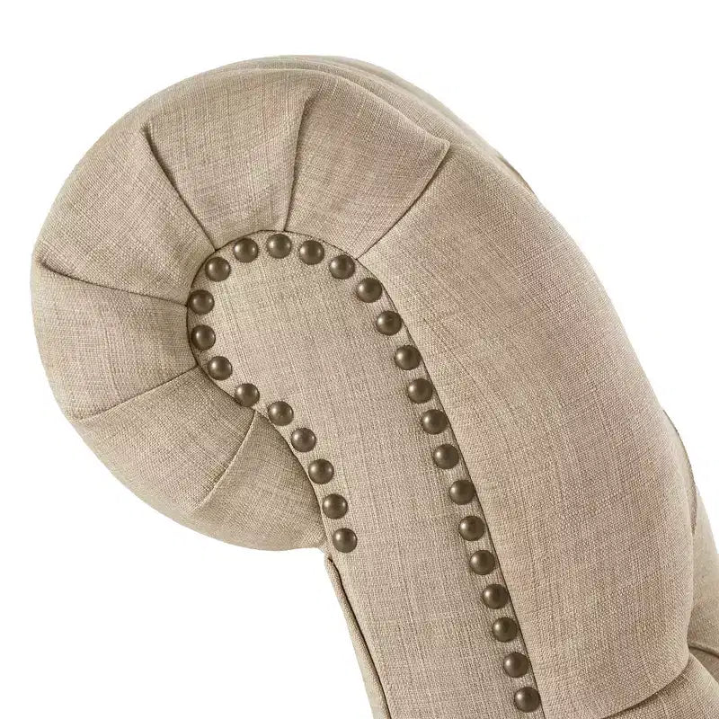 Chaise longue trapuntata con struttura in legno massello