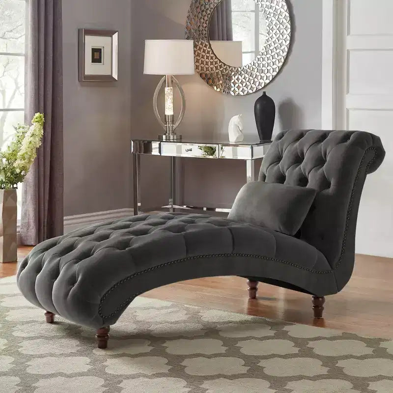 Chaise longue trapuntata con struttura in legno massello