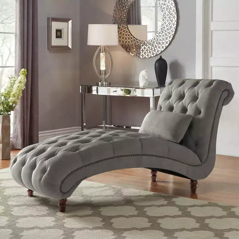 Chaise longue trapuntata con struttura in legno massello