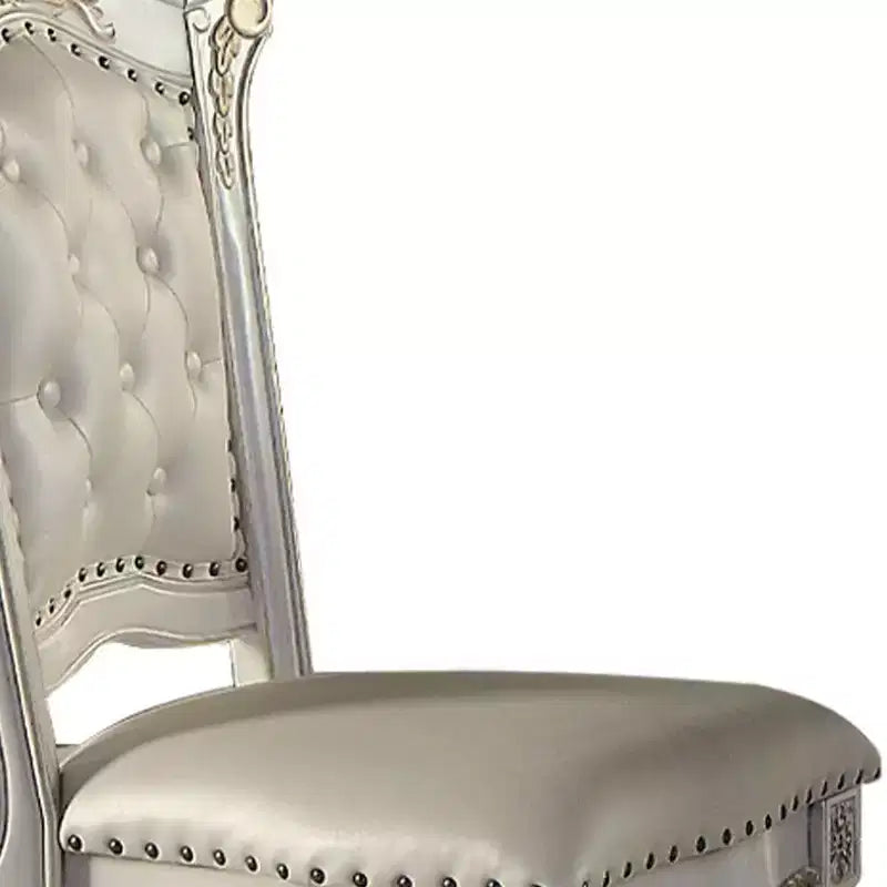 Sedia da pranzo altezza bancone – Imbottita, schienale alto con borchie decorative