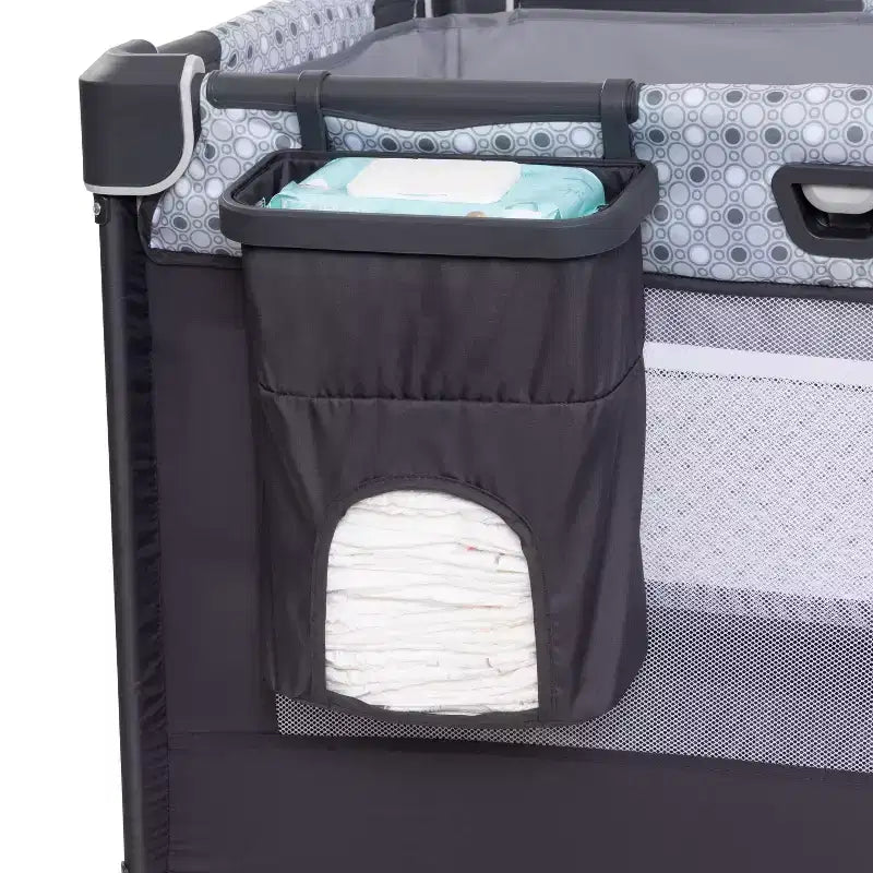 Box per bambini con culla a dondolo
