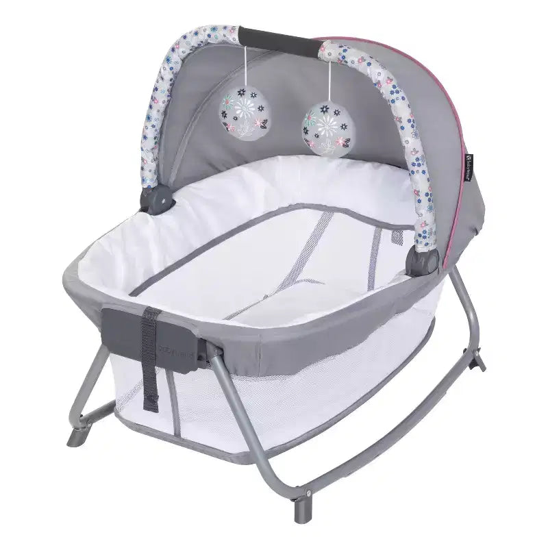 Box per bambini con culla a dondolo