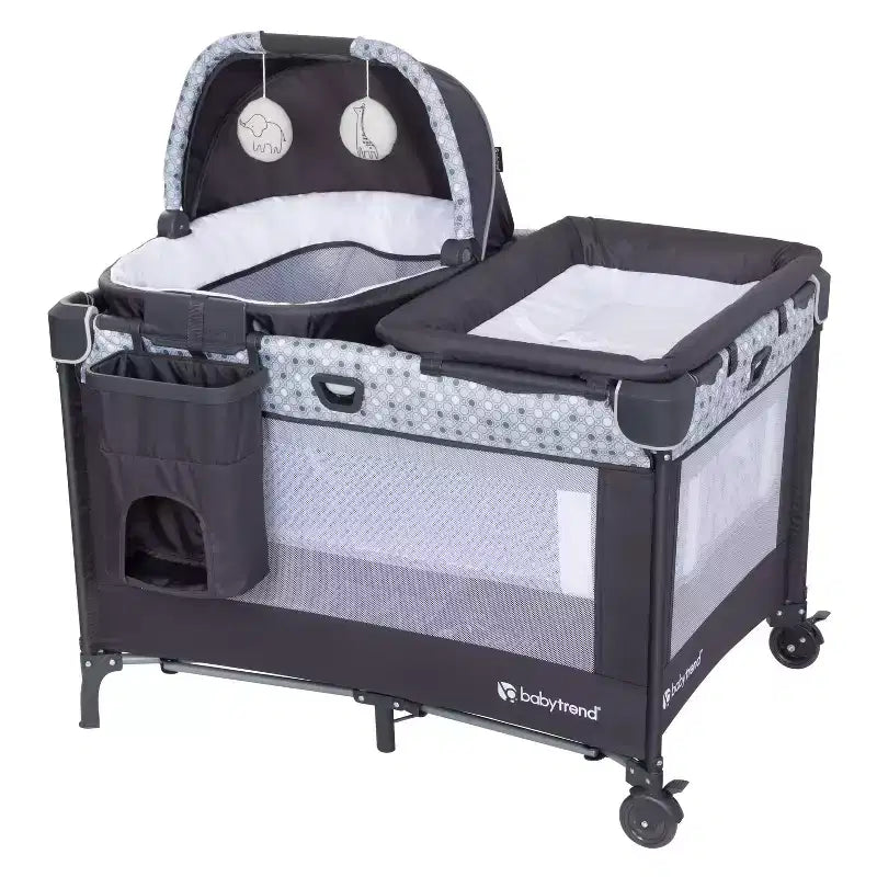 Box per bambini con culla a dondolo